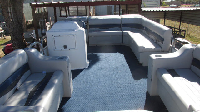 Complete Pontoon Boat Restoration