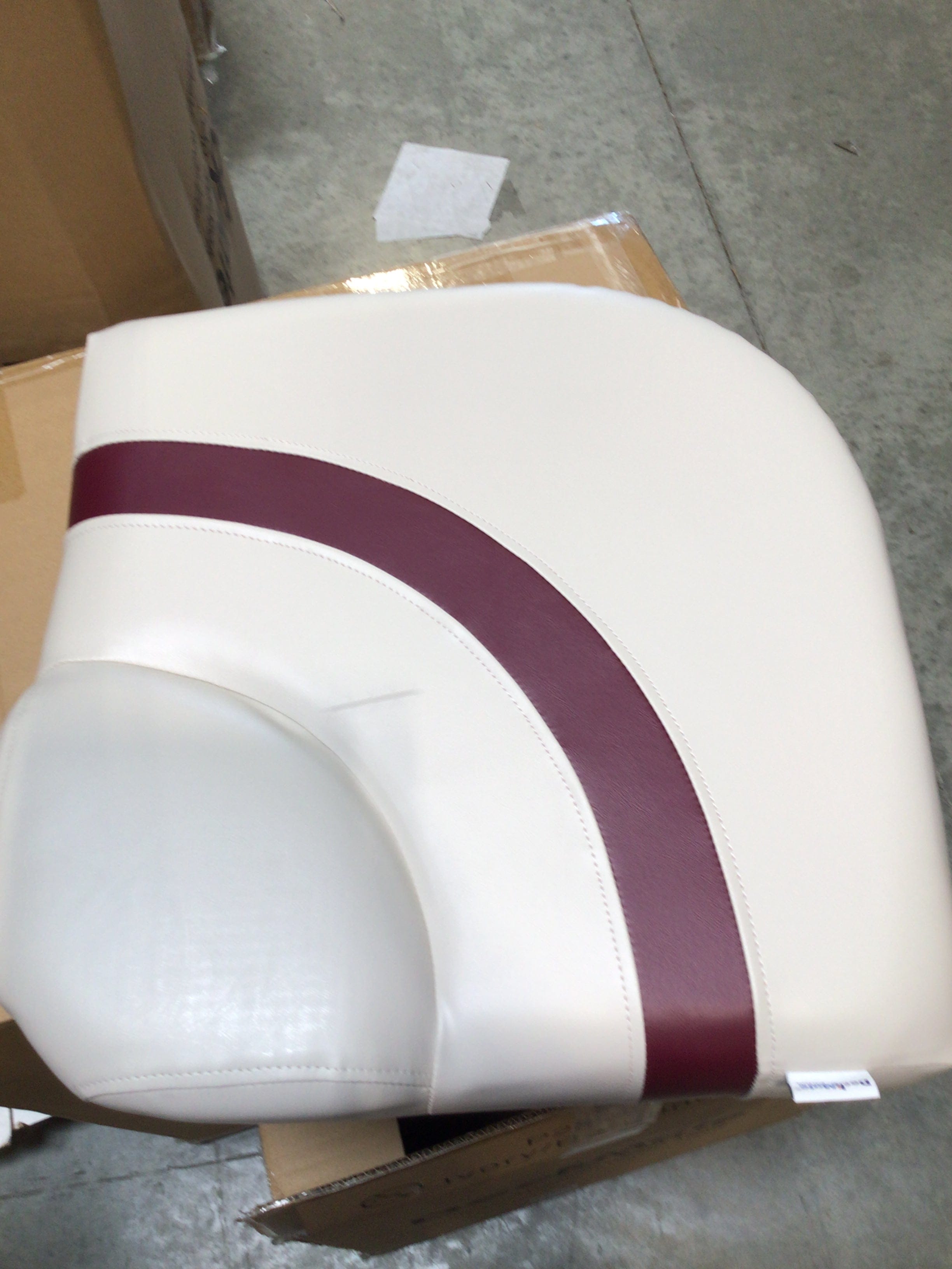 CLEARANCE ITEM CL-1900 | 28" Premium Pontoon Bottom Corner Cushion Only | P28-302-1