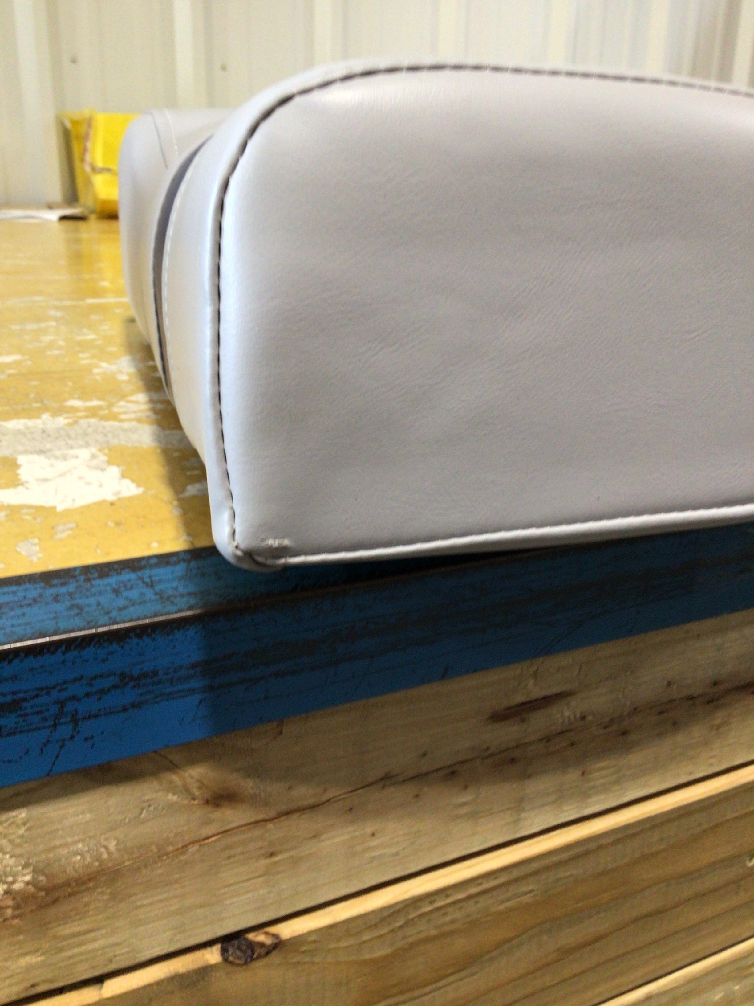 CLEARANCE ITEM CL-A508 | 36" Premium Pontoon Seat Corner Cushion Only | P36-304-1