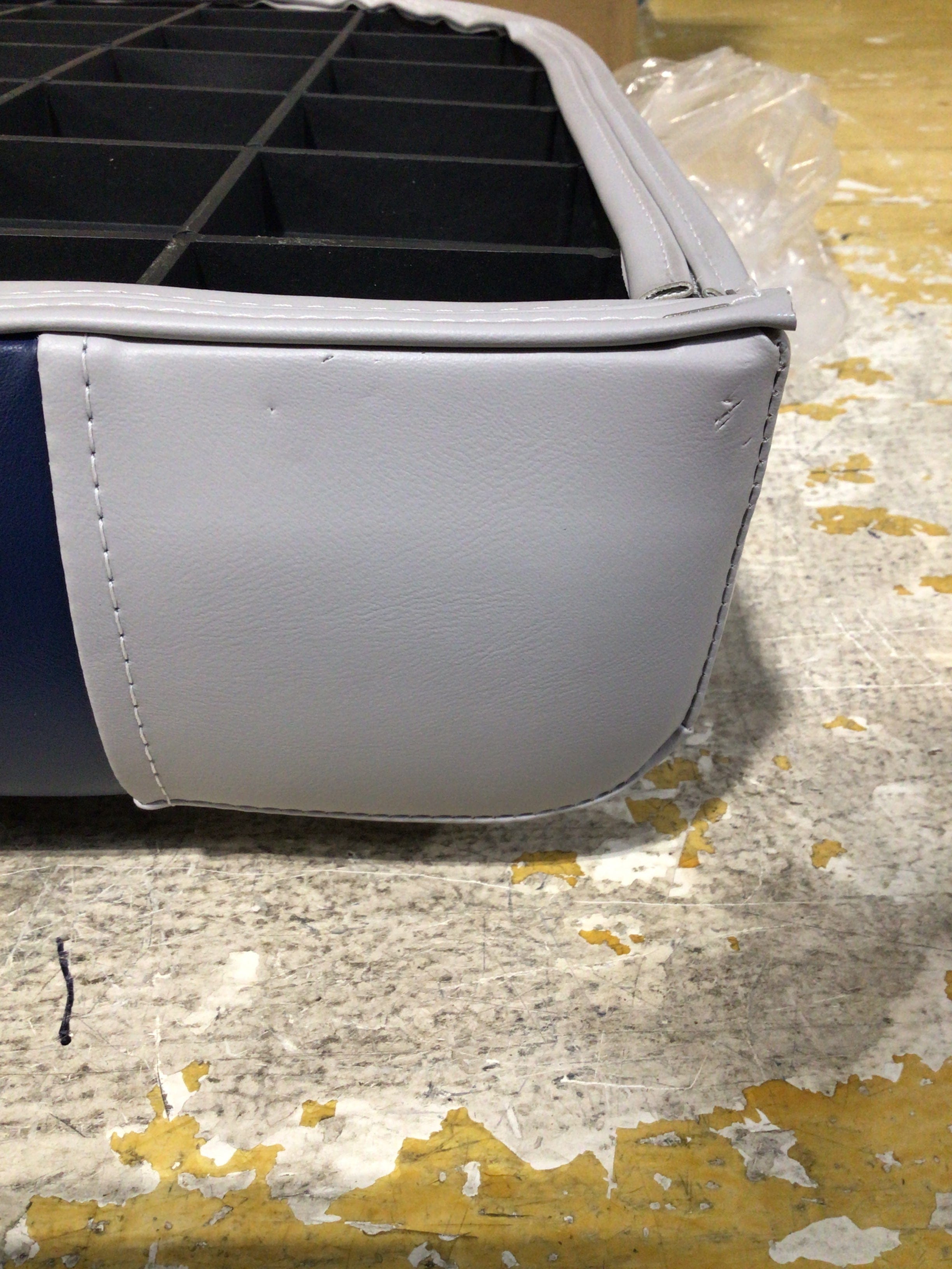 CLEARANCE ITEM CL-A554 | 28" Premium Pontoon Bottom Corner Cushion Only | P28-300-1