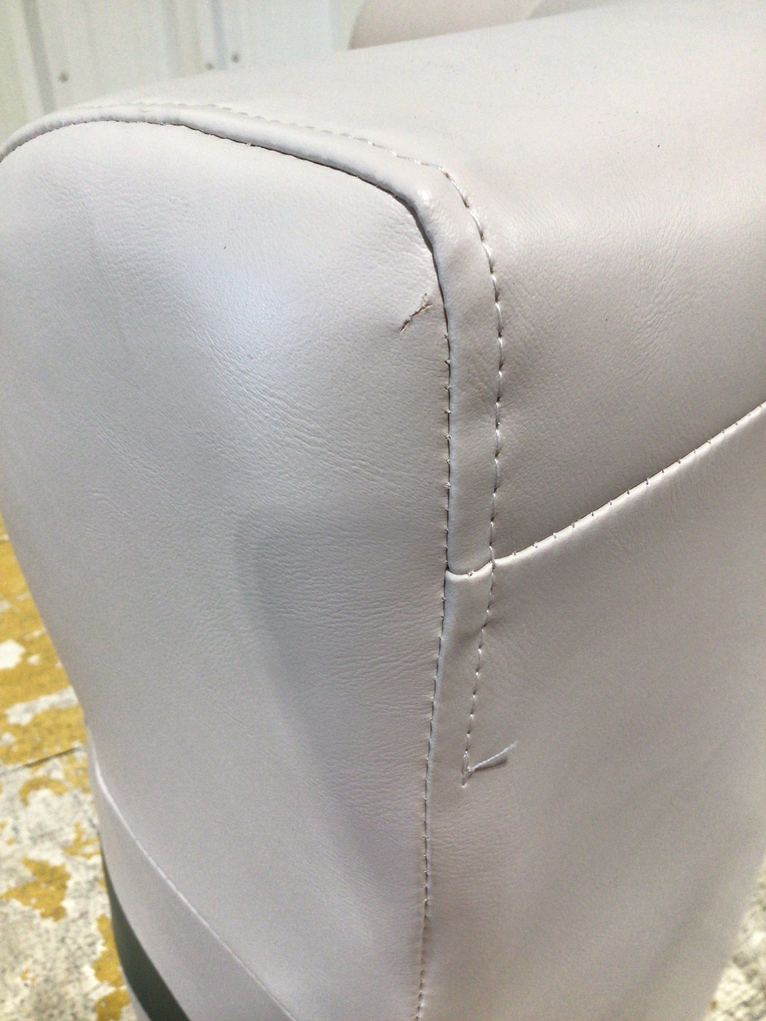 CLEARANCE ITEM CL-A624 | 30" Premium Pontoon Back Corner Cushion Only | P30-303