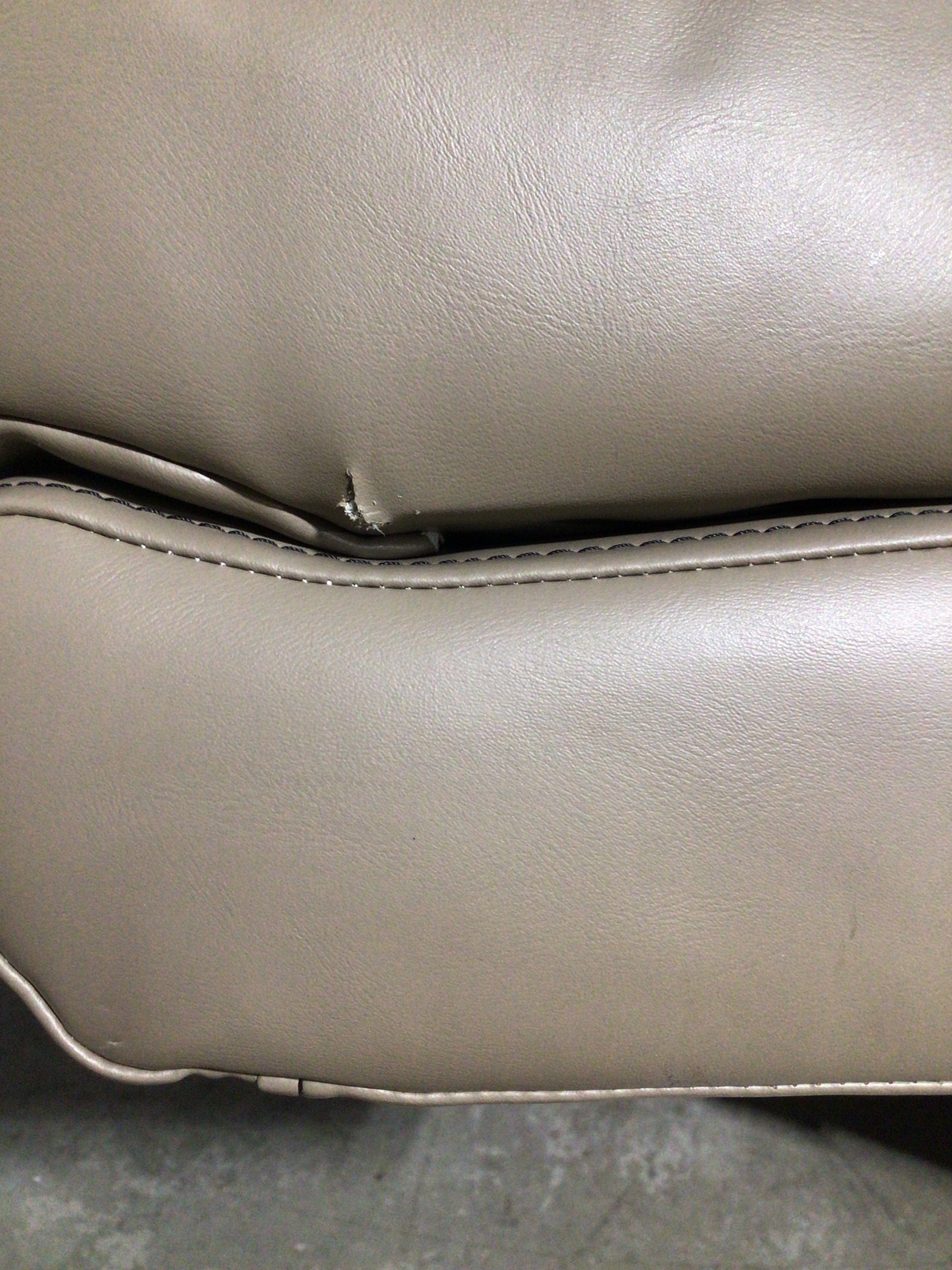 CLEARANCE ITEM CL-A801 | 30" Luxury Pontoon Back Corner Cushion Only | L30-501