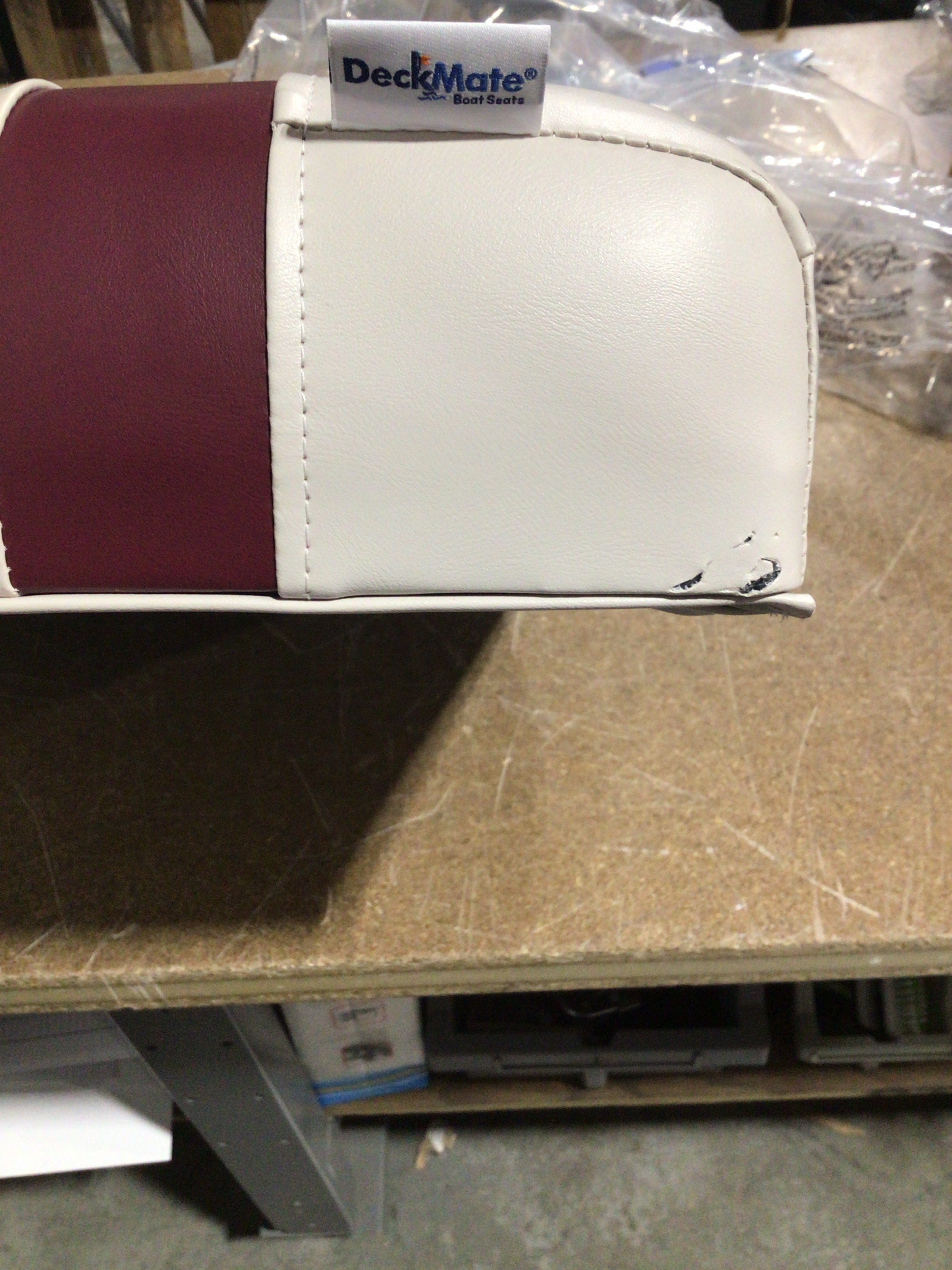 CLEARANCE ITEM CL-A882 | 28" Premium Pontoon Bottom Corner Cushion Only | P28-302-1