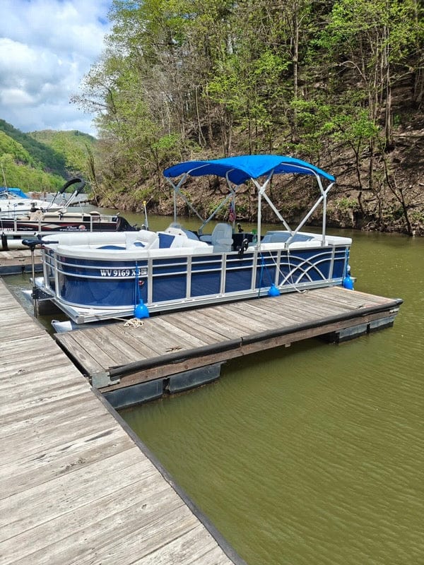 Stern Entry Sun Deck - 8' 6" Wide Pontoon Fence Rail Package
