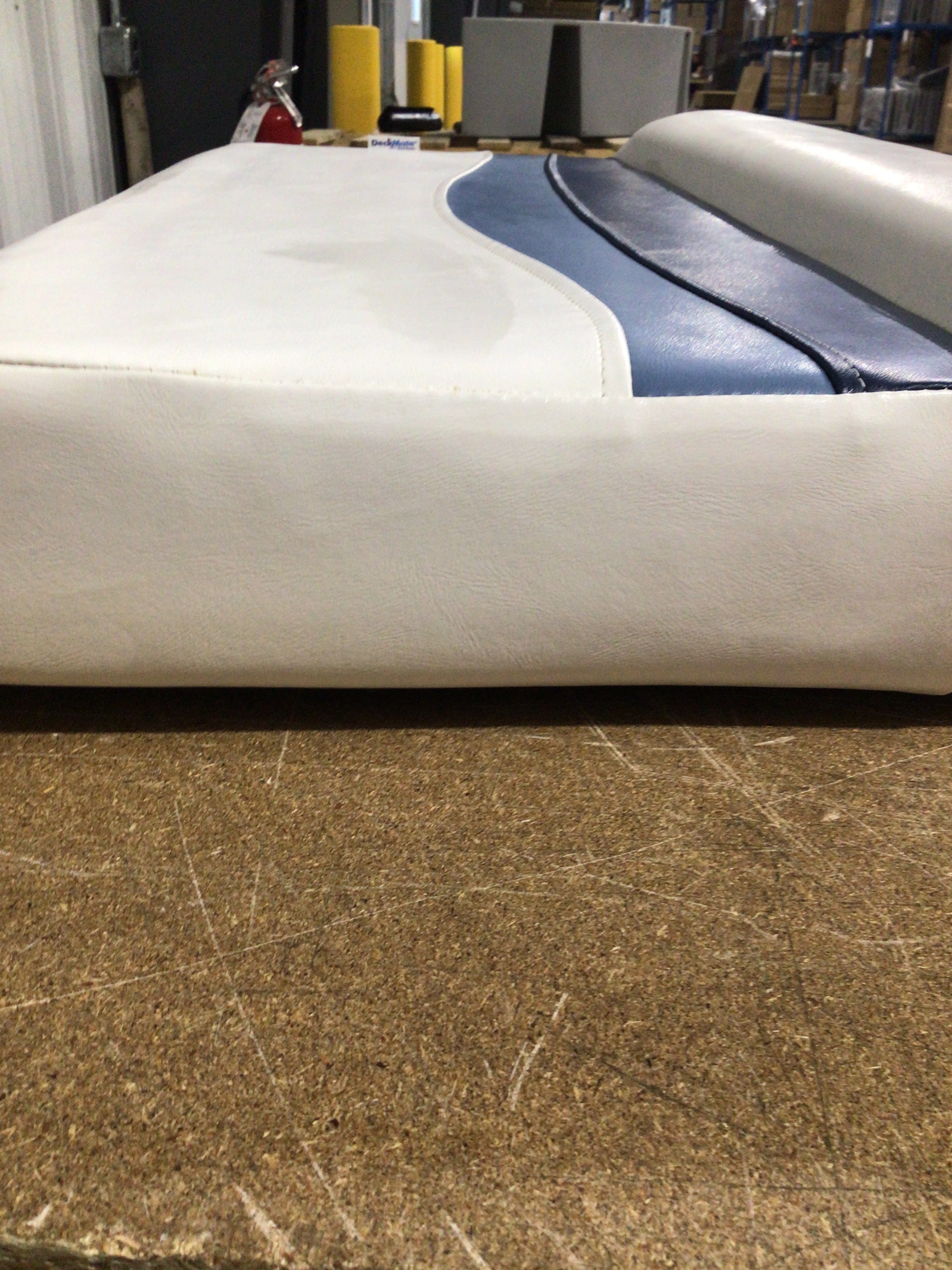 CLEARANCE ITEM CL-B362| 28" Classic Pontoon Boat Seats | KC275-100