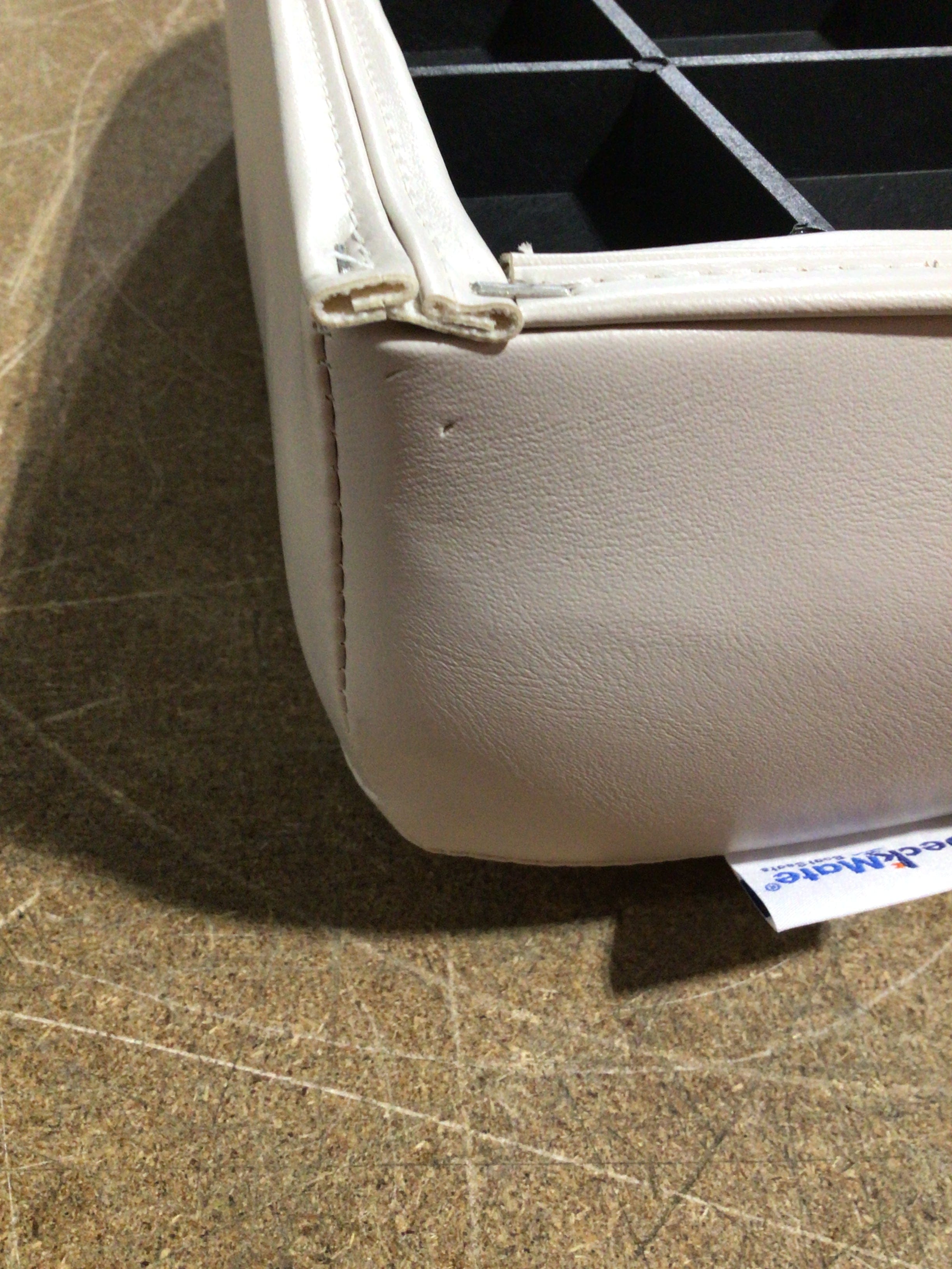 CLEARANCE ITEM CL-B432 | 28" Premium Pontoon Bottom Corner Cushion Only | Ivory, Burgundy, Tan | P28-302-1