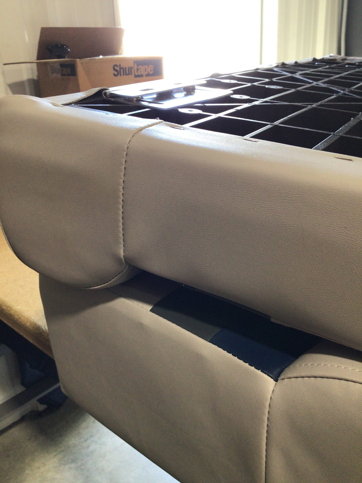 CLEARANCE ITEM CL-B803 | 38" Classic Pontoon Seats | KC38-200