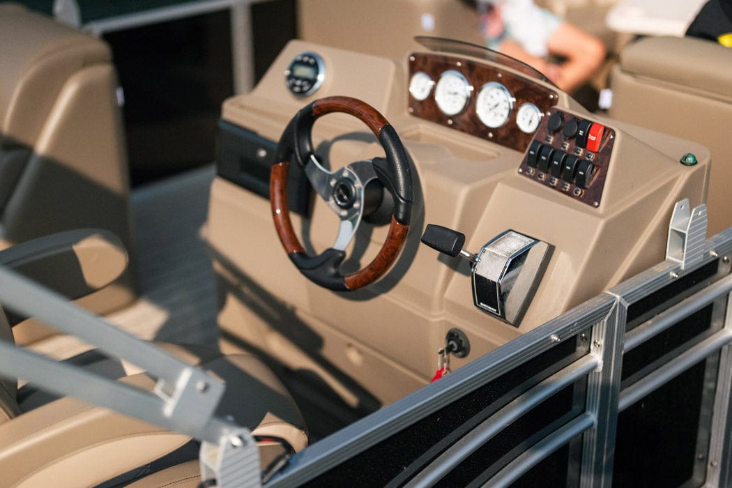 DeckMate Large Pontoon Console - Complete Helm Package