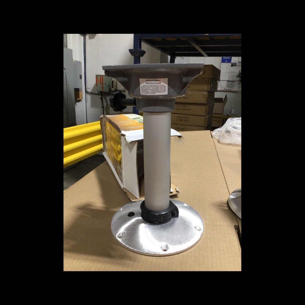 CLEARANCE ITEM CL-B674 | Springfield Threadlock 3 piece Pedestal | 1793313
