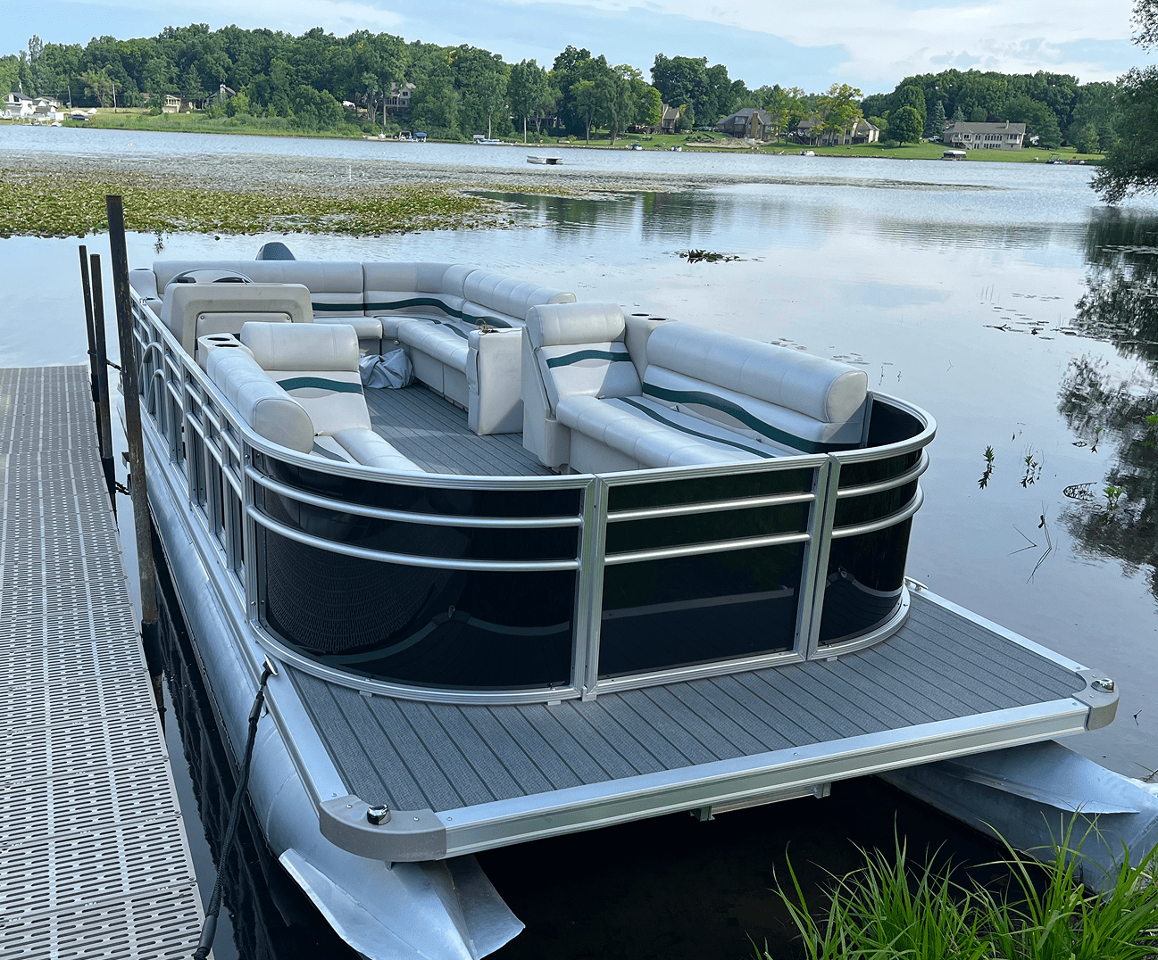 Premium Right Lean Back Pontoon Seats