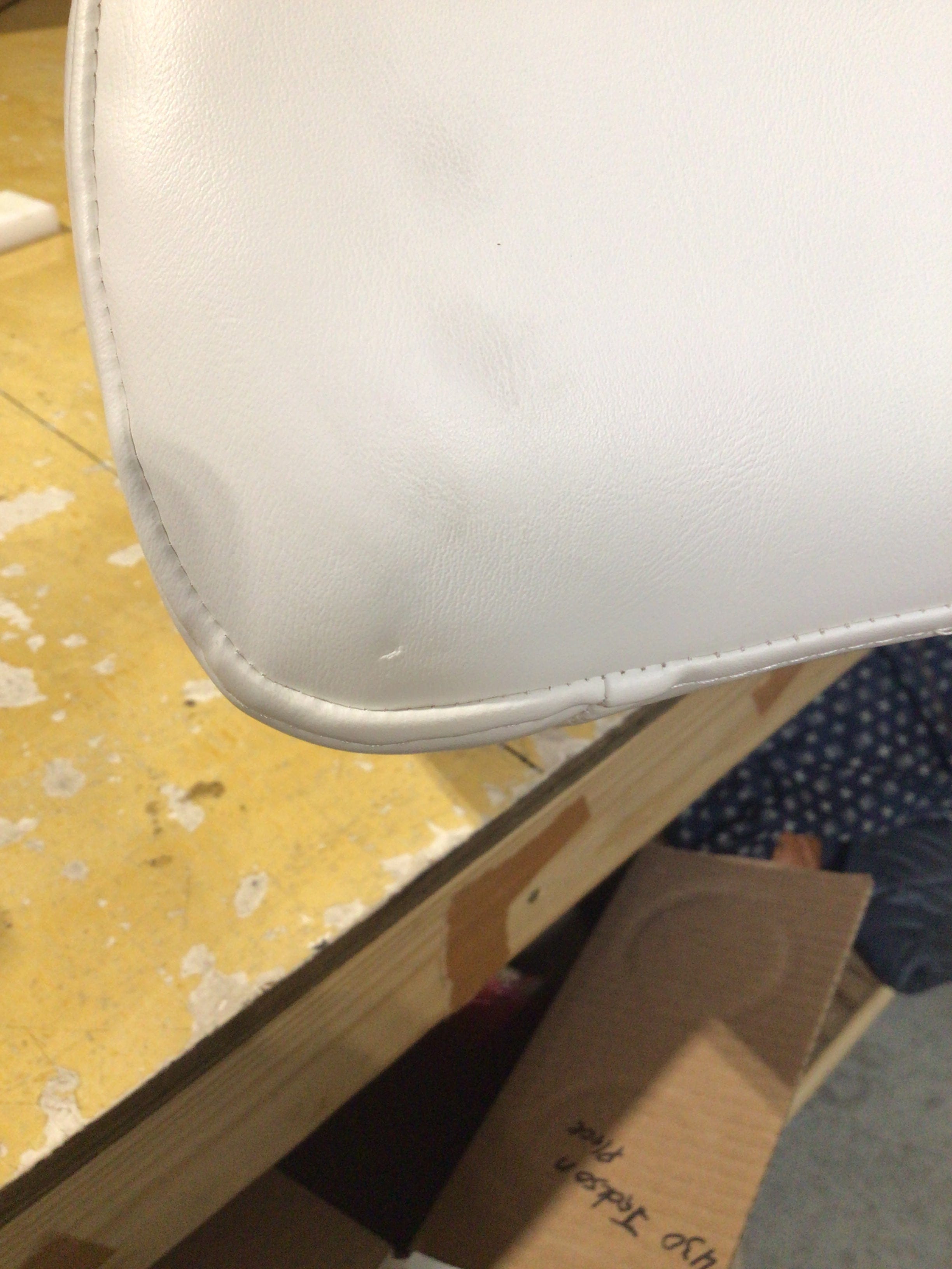 CLEARANCE ITEM CL-A090 | 30" Premium Pontoon Back Corner Cushion Only | P30-100