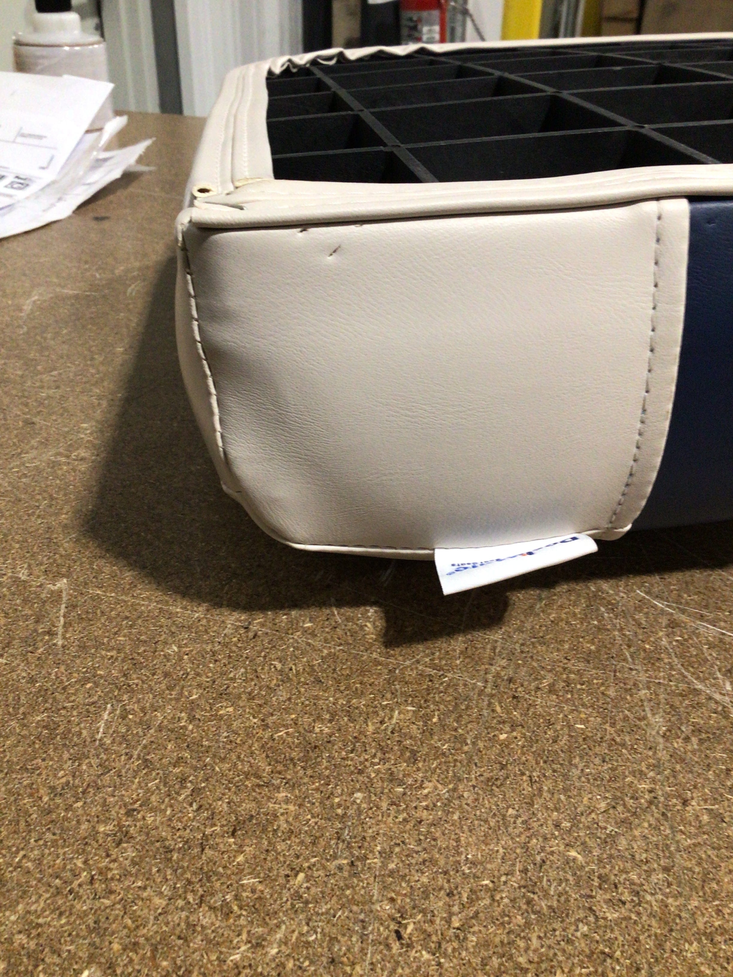 CLEARANCE ITEM CL-A824 | 28" Premium Pontoon Bottom Corner Cushion Only | P28-301-1