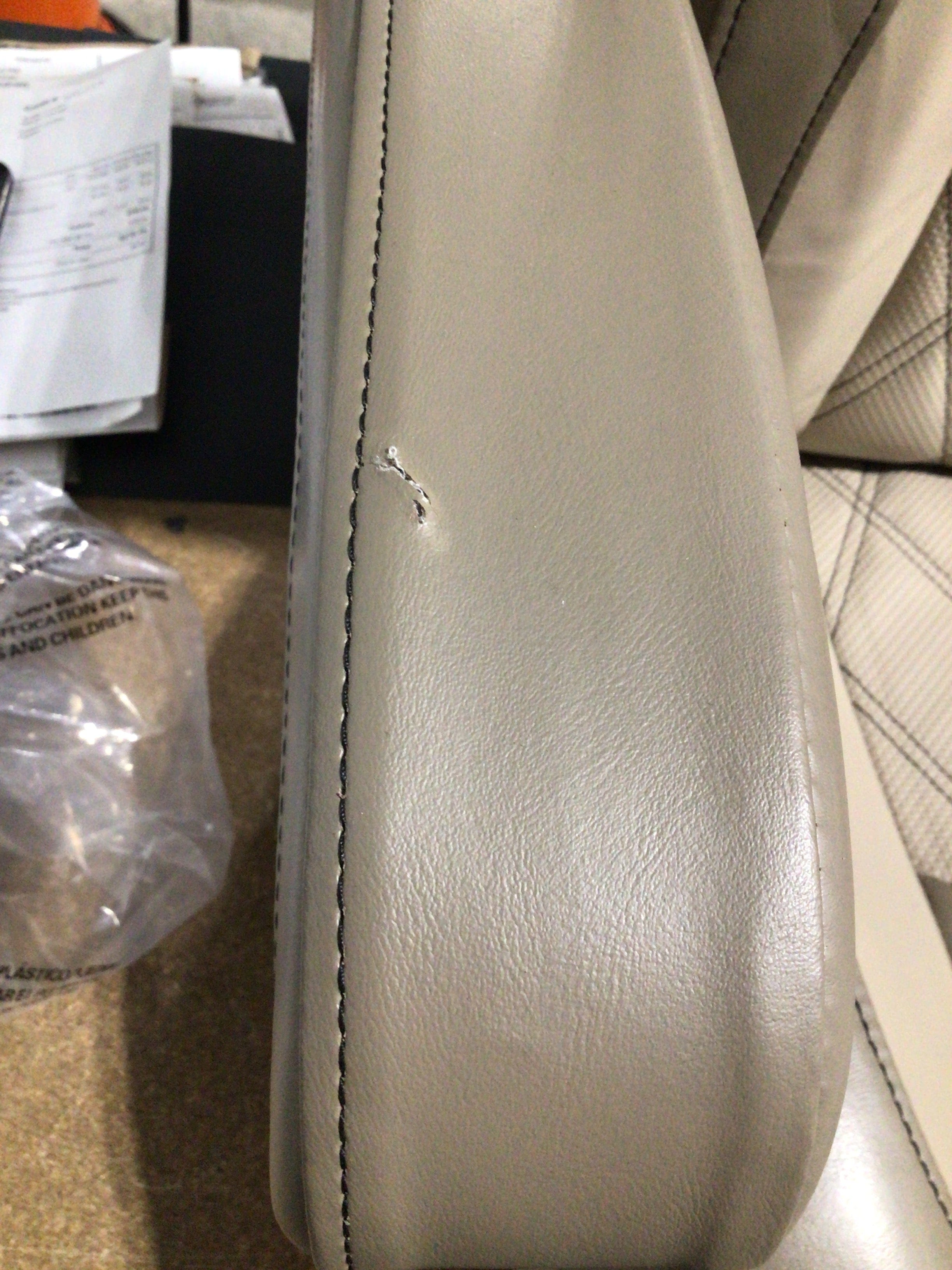 CLEARANCE ITEM CL-B511 | Luxury Low Back Helm Chair | HC-501