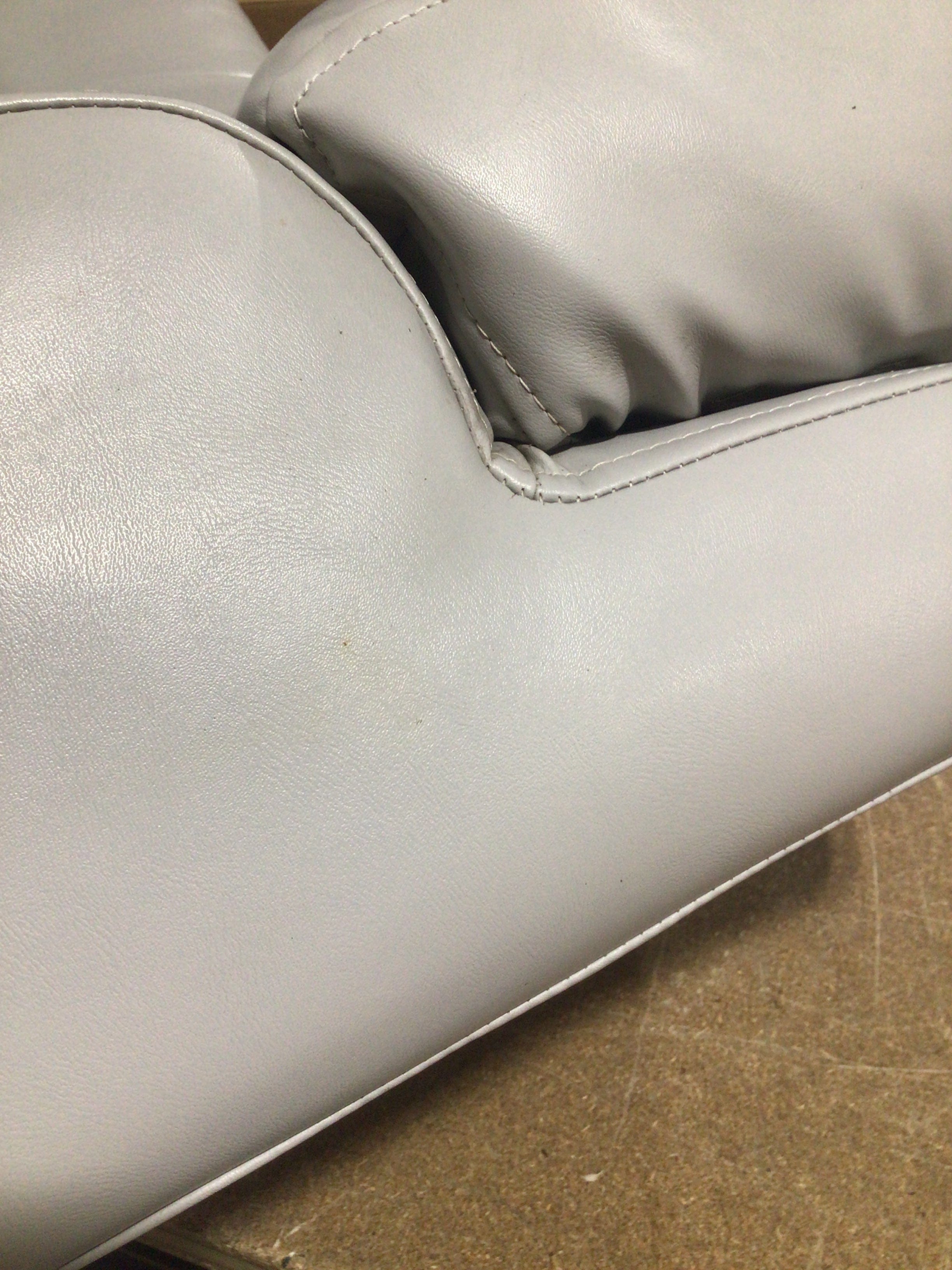 CLEARANCE ITEM CL-B222 | 36" Luxury Pontoon Back Corner Cushion Only | L36-500