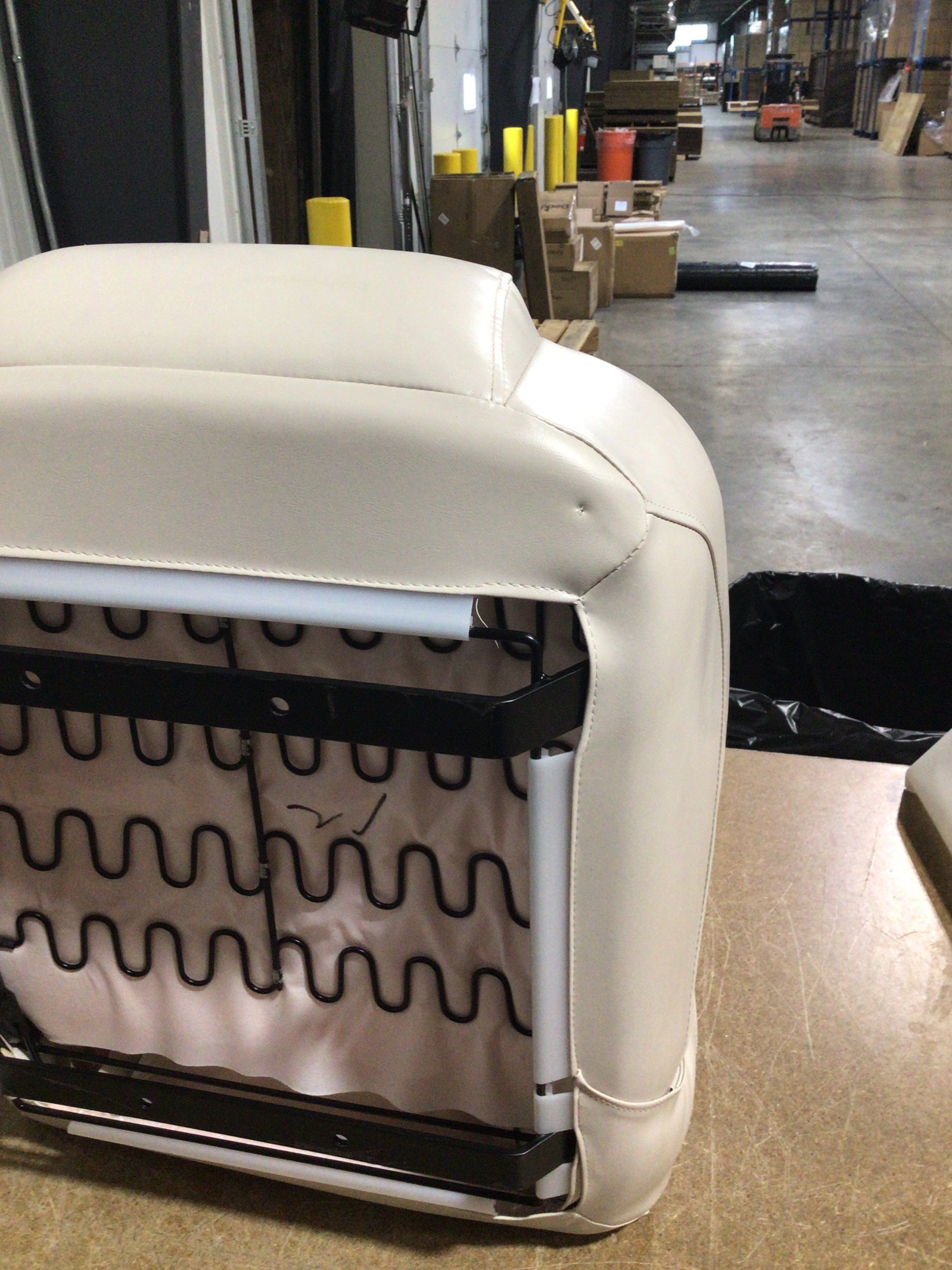 CLEARANCE ITEM CL-B288 | Low Back Helm Chair | HC-Ivory