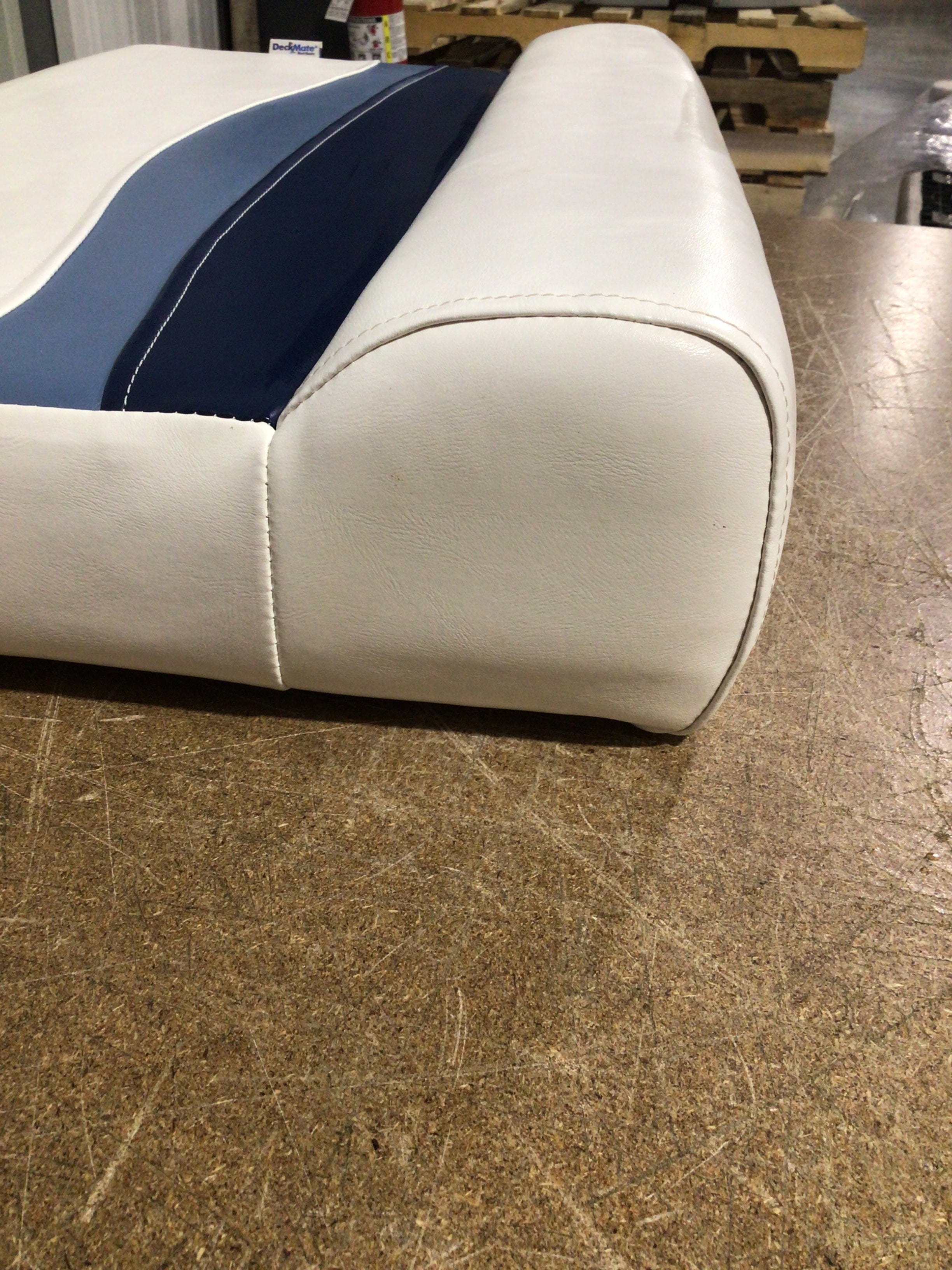 CLEARANCE ITEM CL-B362| 28" Classic Pontoon Boat Seats | KC275-100