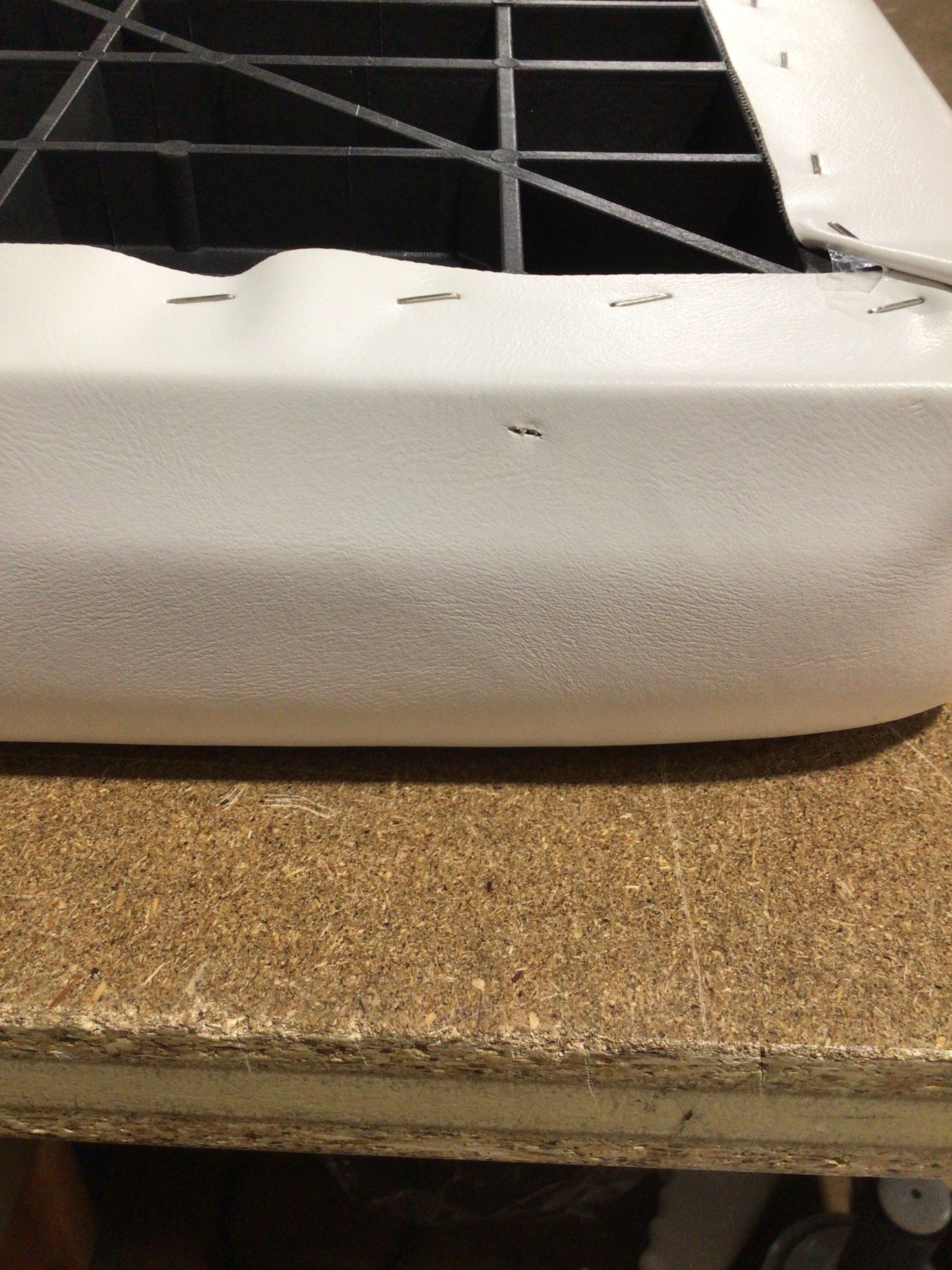 CLEARANCE ITEM CL-B459 | 38" Classic Pontoon Seats | KC38-100