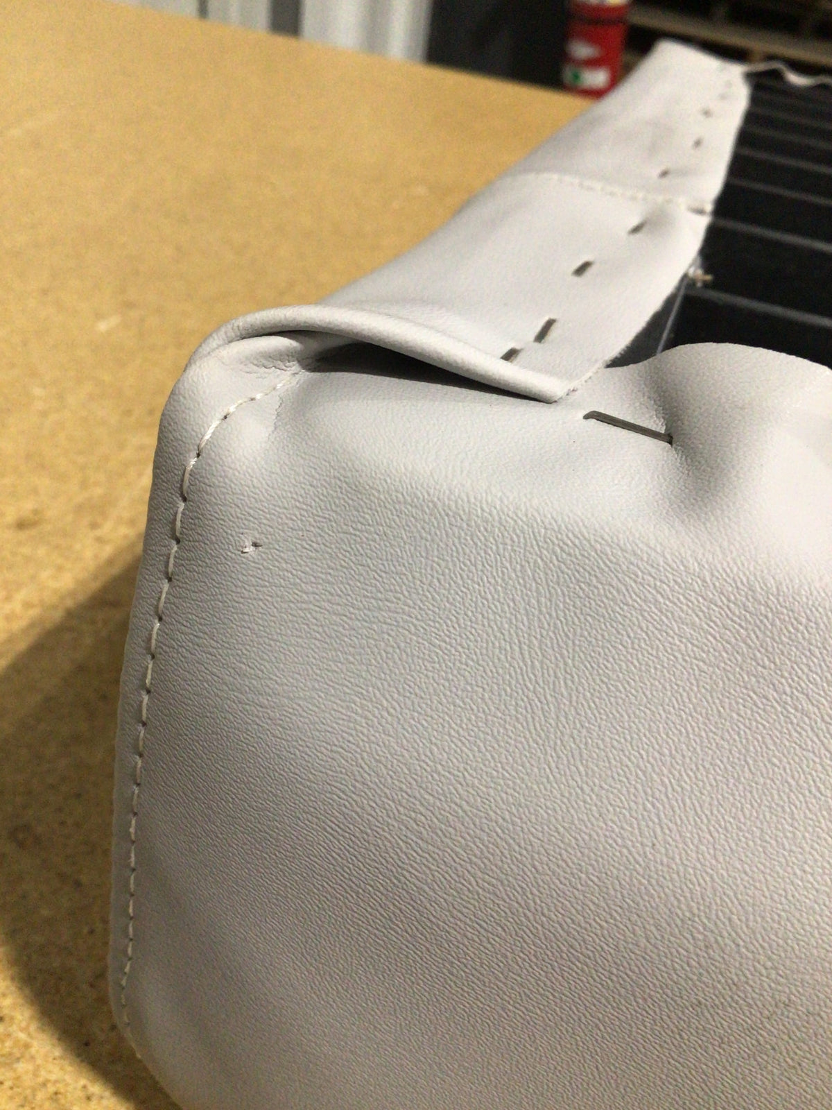 CLEARANCE ITEM CL-B826 | 38" Classic Pontoon Seats | KC38-200
