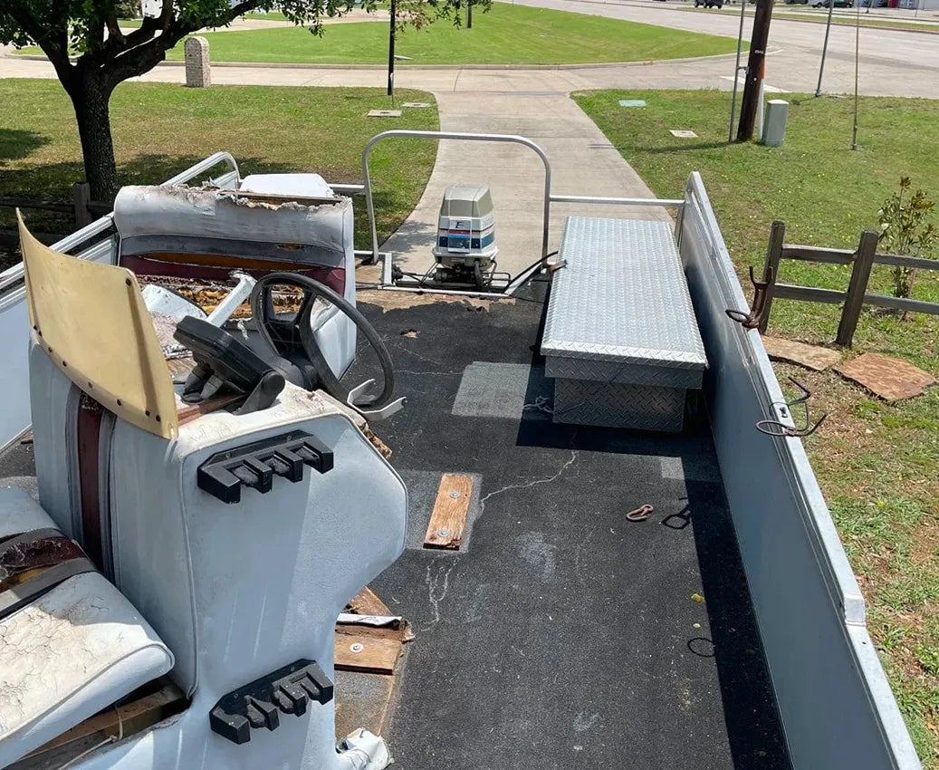 Pontoon boat before image