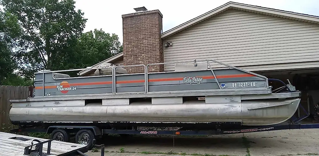 Pontoon boat before image